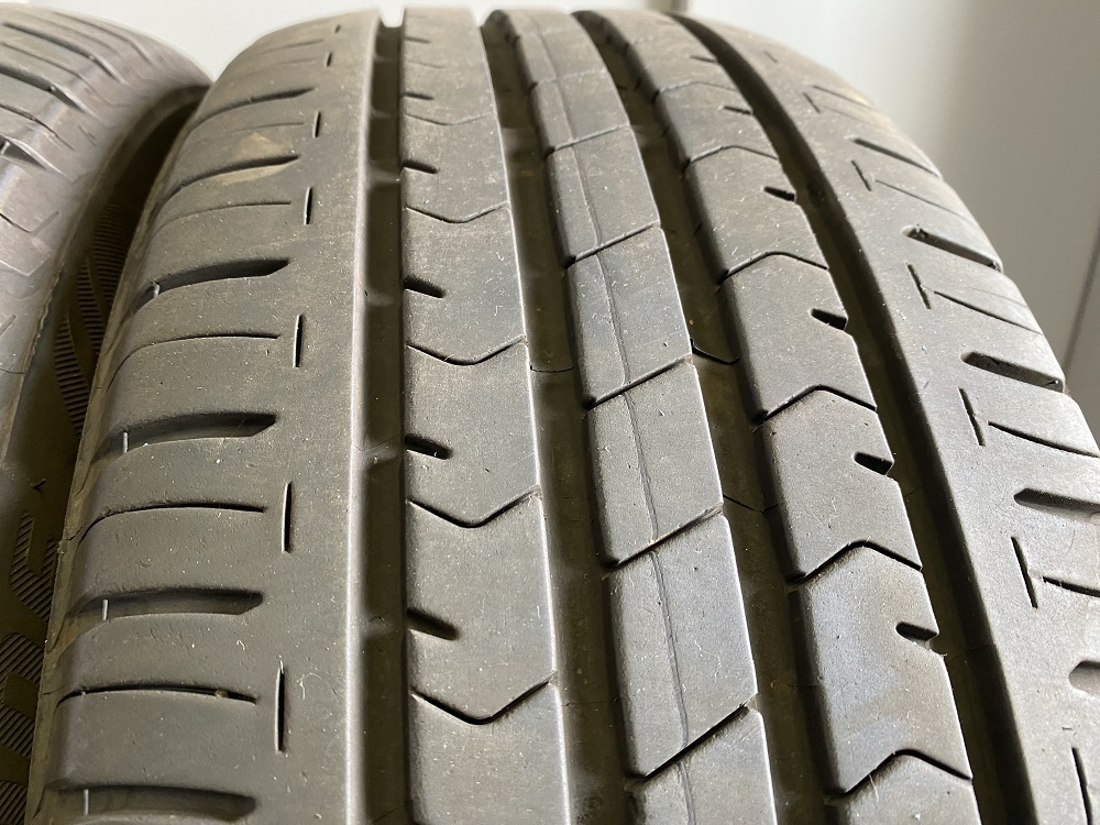 ブリヂストン エコピア NH100 215/55R17 94V 2本の中古タイヤセット