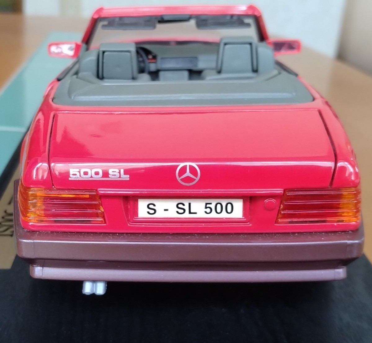 Maisto マイスト 1/18 Mercedes- Benz 500SL 1989年型 メルセデス