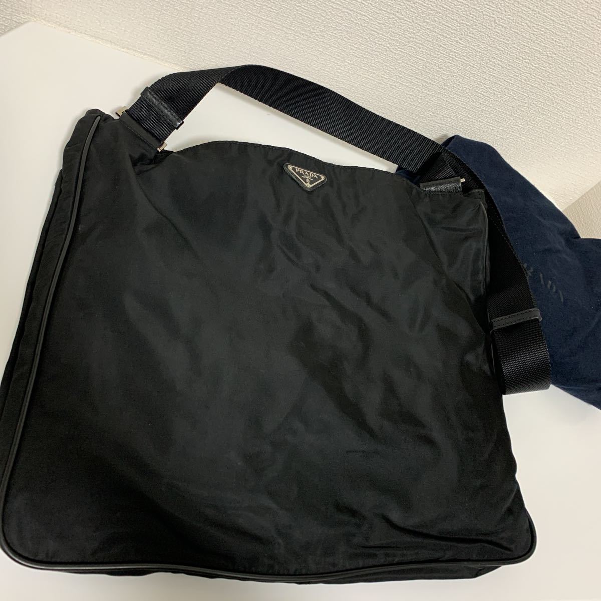 美品 PRADA プラダ ナイロン ショルダーバッグ 大きめ ブラック 極美品