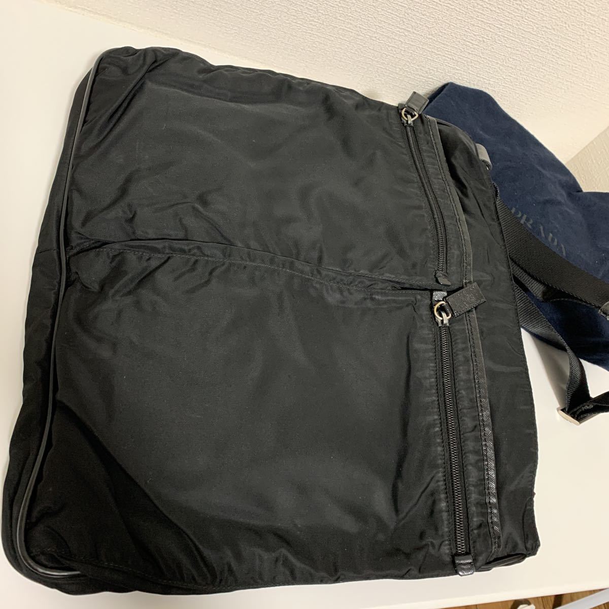 美品 PRADA プラダ ナイロン ショルダーバッグ 大きめ ブラック 極美品