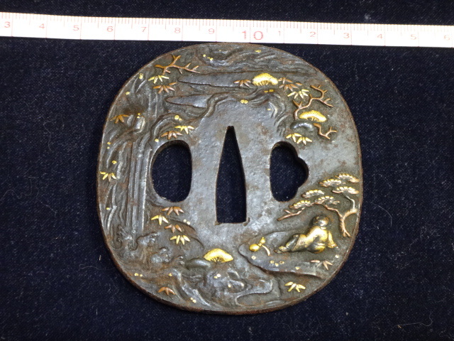 050812「鍔 高士観瀑図 金銀色金象嵌」鐔 刀装具 鉄鍔 鍔 鐔