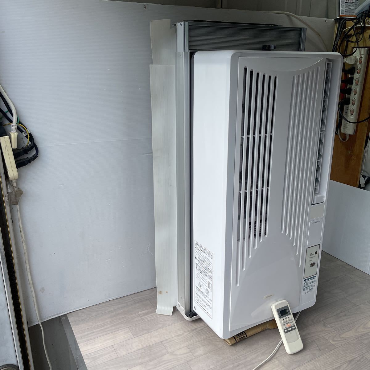コイズミ 窓用エアコン KAW-1995 2020年製 KOIZUMI 窓用エアコン 2020年製