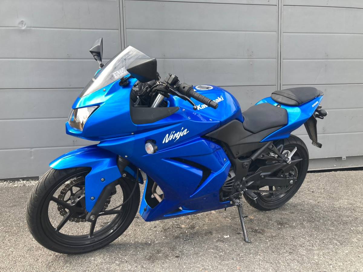神戸明石発！カワサキ ニンジャ250R（EX250K) 人気のミドルレプリカ
