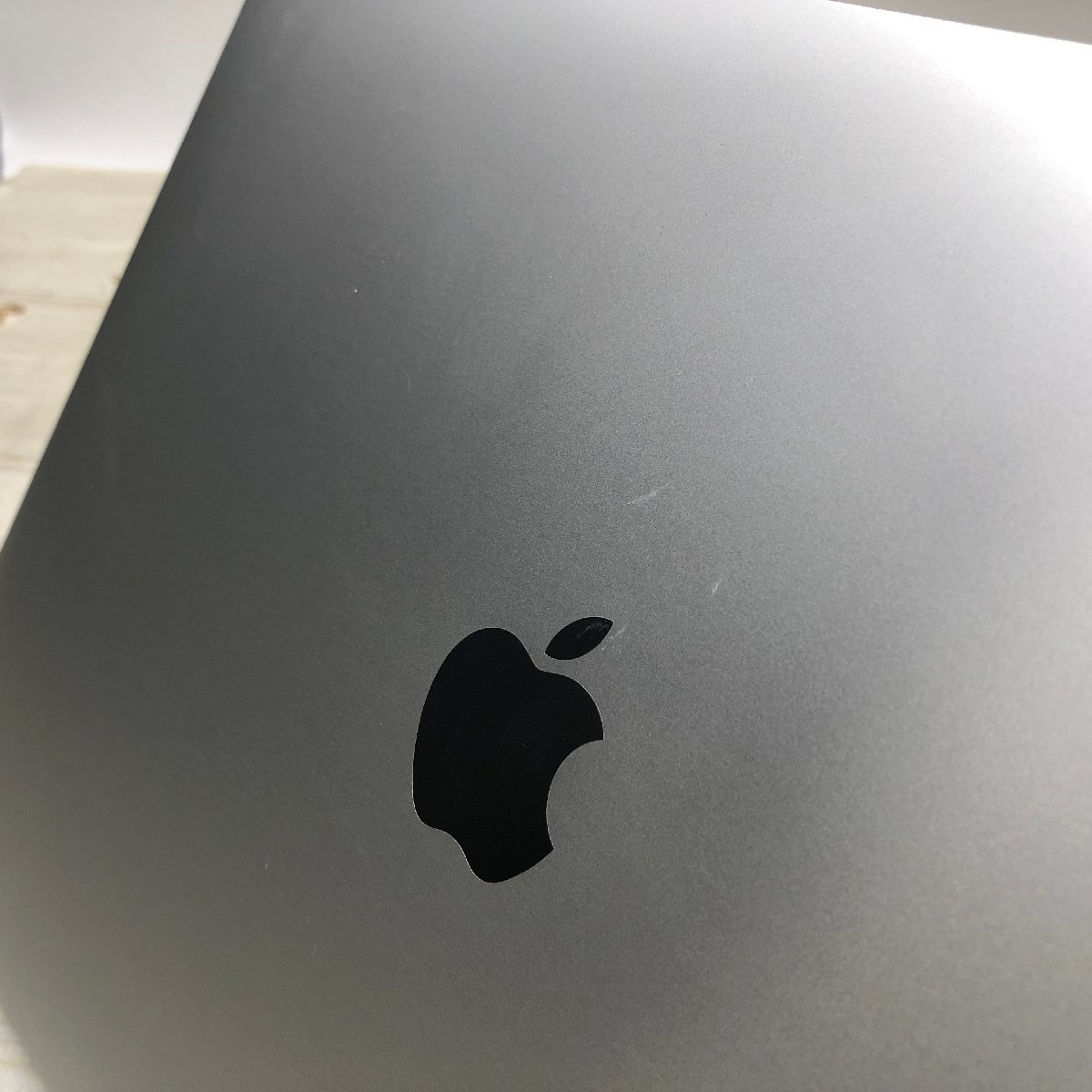 Apple MacBook 本体 マウス付き 外観少し難有り完動品！MacBook Pro