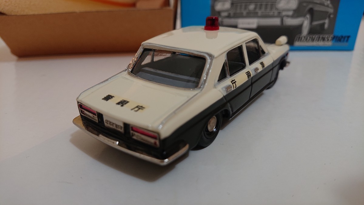 ADOVANSPIRIT NISSAN CEDRIC SPECIALSIX Type PATROLCAR 1/43 アドバン