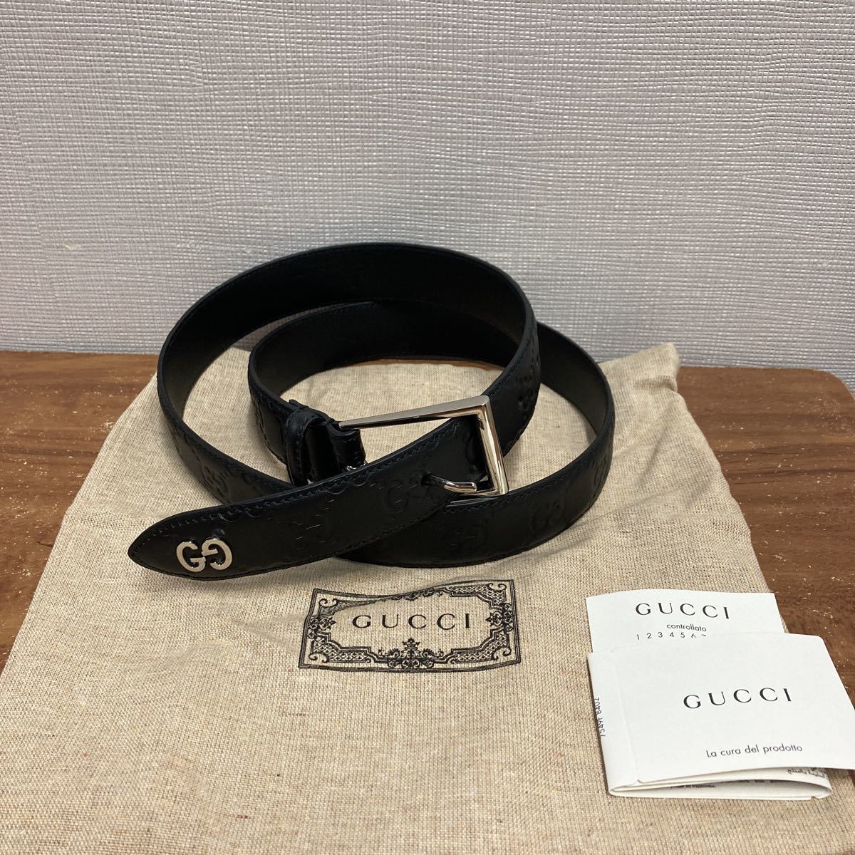 最後　ラスト　新品　未使用　5.5万円　GUCCI グッチ　ベルト メンズ シグネチャー　 レザー GGディテール付 ブラック 474313 ビジネス