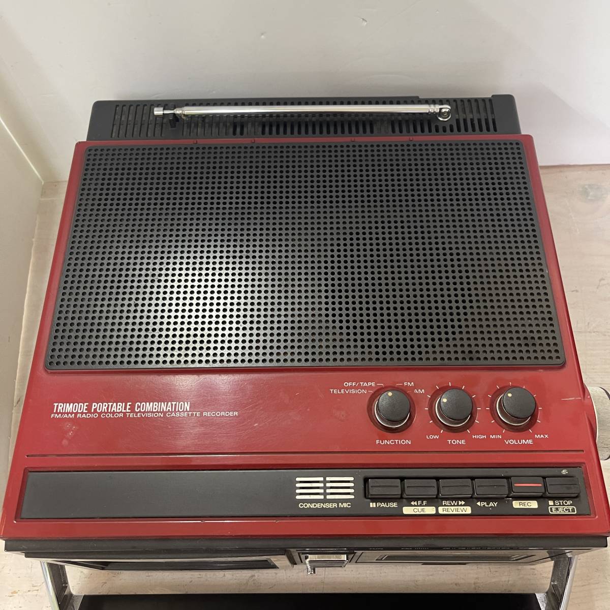 2780 HITACHI C6-640 日立カラーテレビ 希少赤色 FM/AMラジオカラー