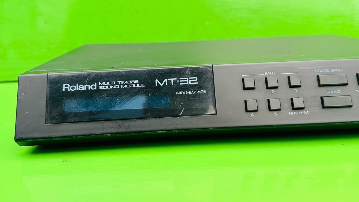 Roland ローランド MT-32 音源モジュール 動作品 楽器、器材 DTM、DAW