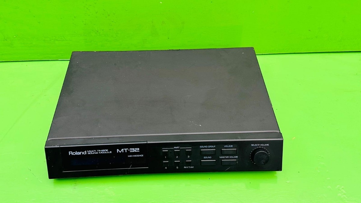 Roland ローランド MT-32 音源モジュール 動作品 楽器、器材 DTM、DAW