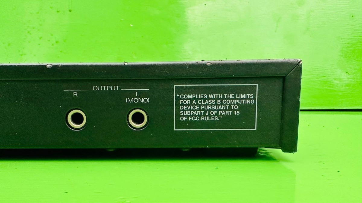 Roland ローランド MT-32 音源モジュール 動作品 楽器、器材 DTM、DAW