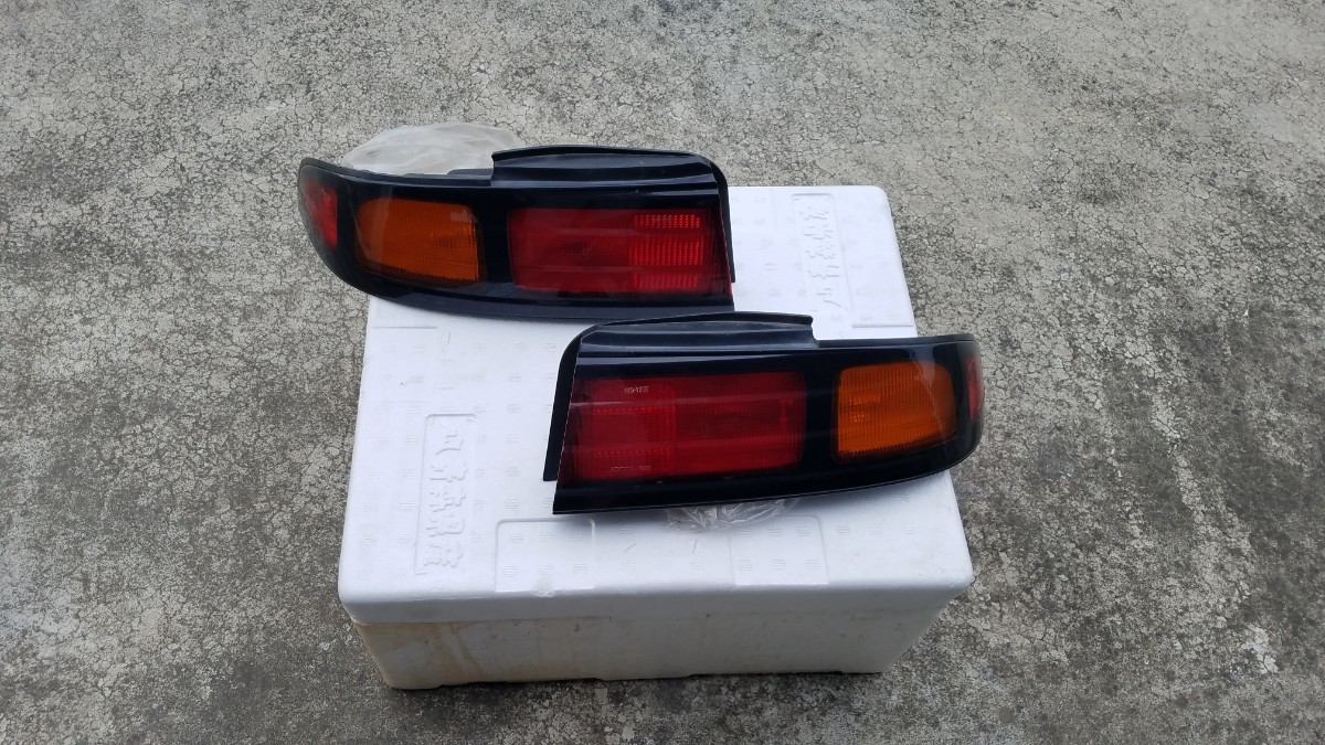 S14 シルビア 純正 テール 後期 備品 廃盤 希少 テールライト 
