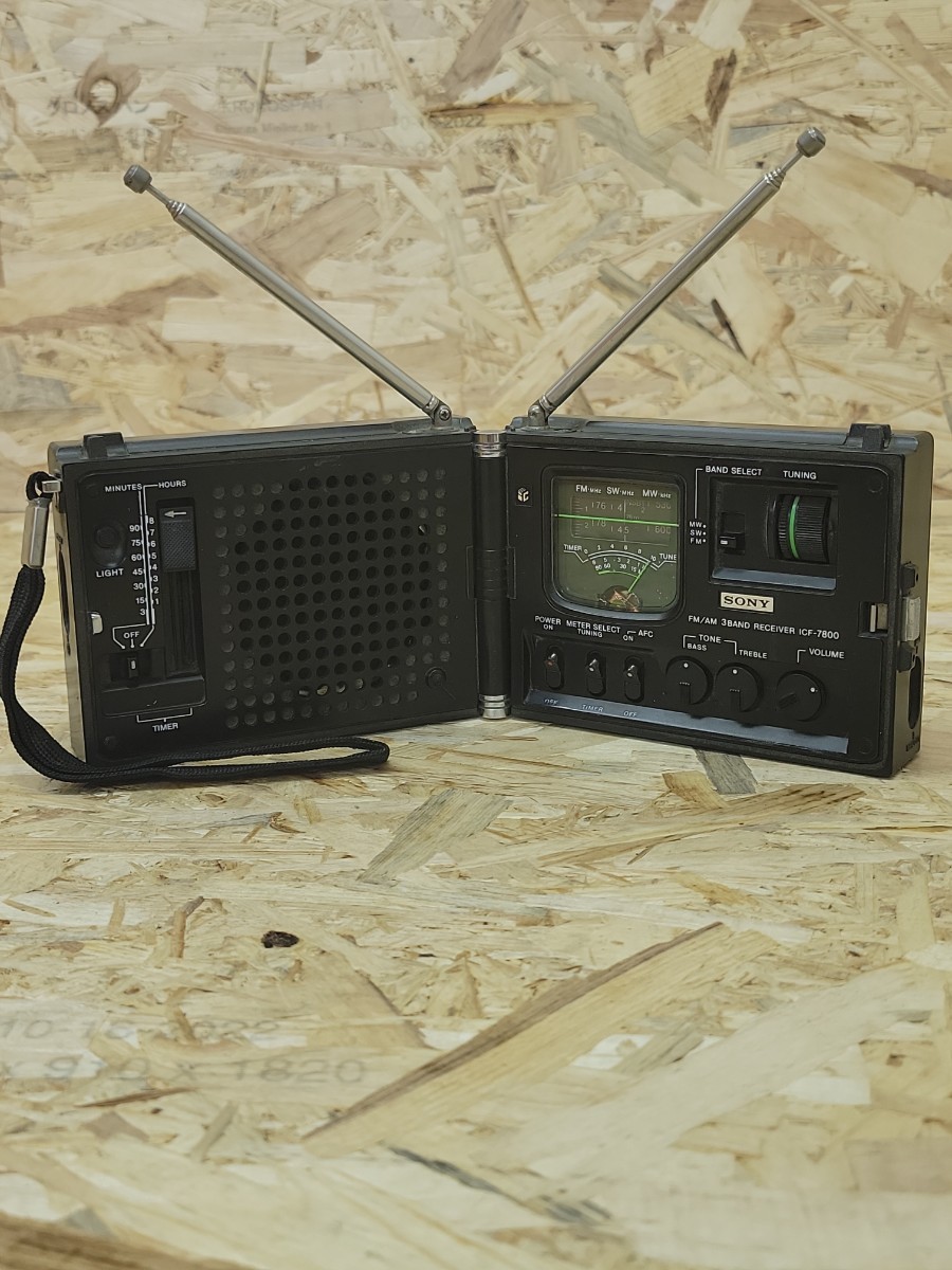 SONY ソニー　ICF-7800　Newscaster ニュースキャスター D 当時物 SONY ICF-7800 FM/SW/MW 3BAND RECEIVER ポータブルラジオ