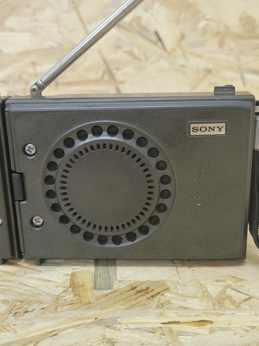 SONY ソニー　ICF-7800　Newscaster ニュースキャスター D 当時物 SONY ICF-7800 FM/SW/MW 3BAND RECEIVER ポータブルラジオ