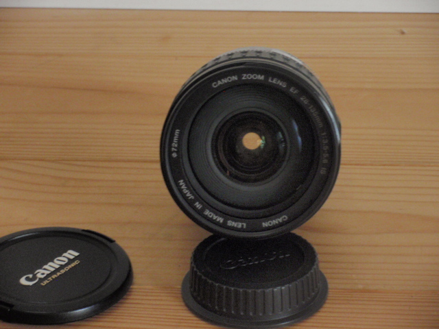 Canon EF 28-135mm F3.5-5.6 IS ズームレンズ マクロ付 IMAGE