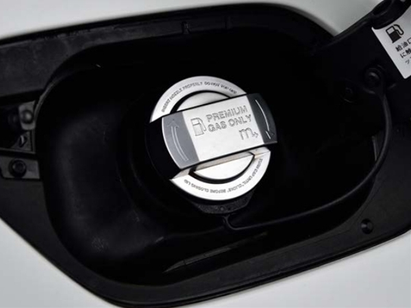 【M's】各種 アウディ AUDI A1 A3 A4 A5 A6 A7 A8 TT m+ フューエルキャップカバー(クローム/クローム) 燃料キャップカバー 900321 カバー_2