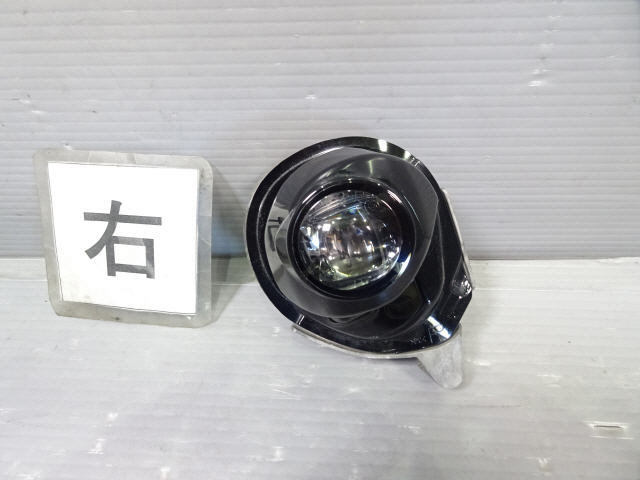 アルテッツァ GF-GXE10 左フォグランプ AS200 Zエディション 1G-FE 4FT
