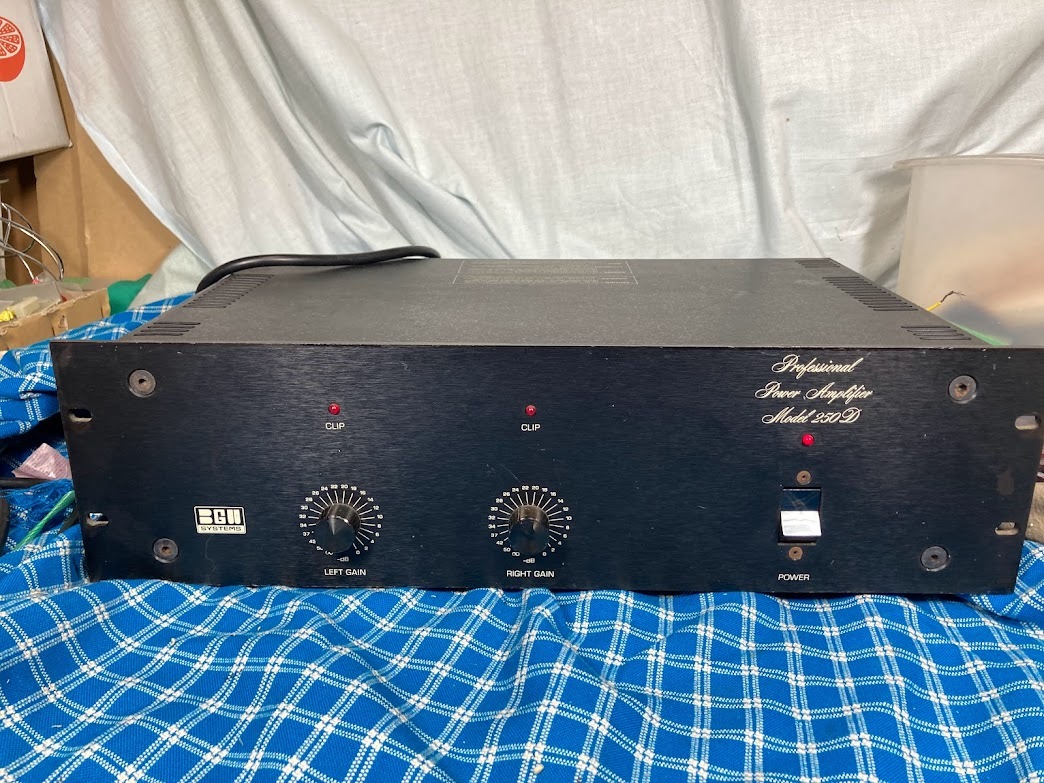 BGW 初期不良保証 完動品 250D ファンレスパワーアンプ - BGWファン