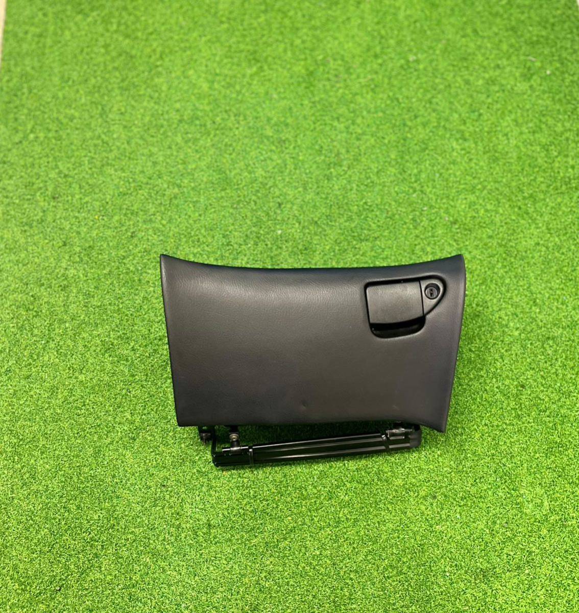 マツダRx7 Fd3sタイプ5 型 6型 後期 純正 ダッシュボードグローブ
