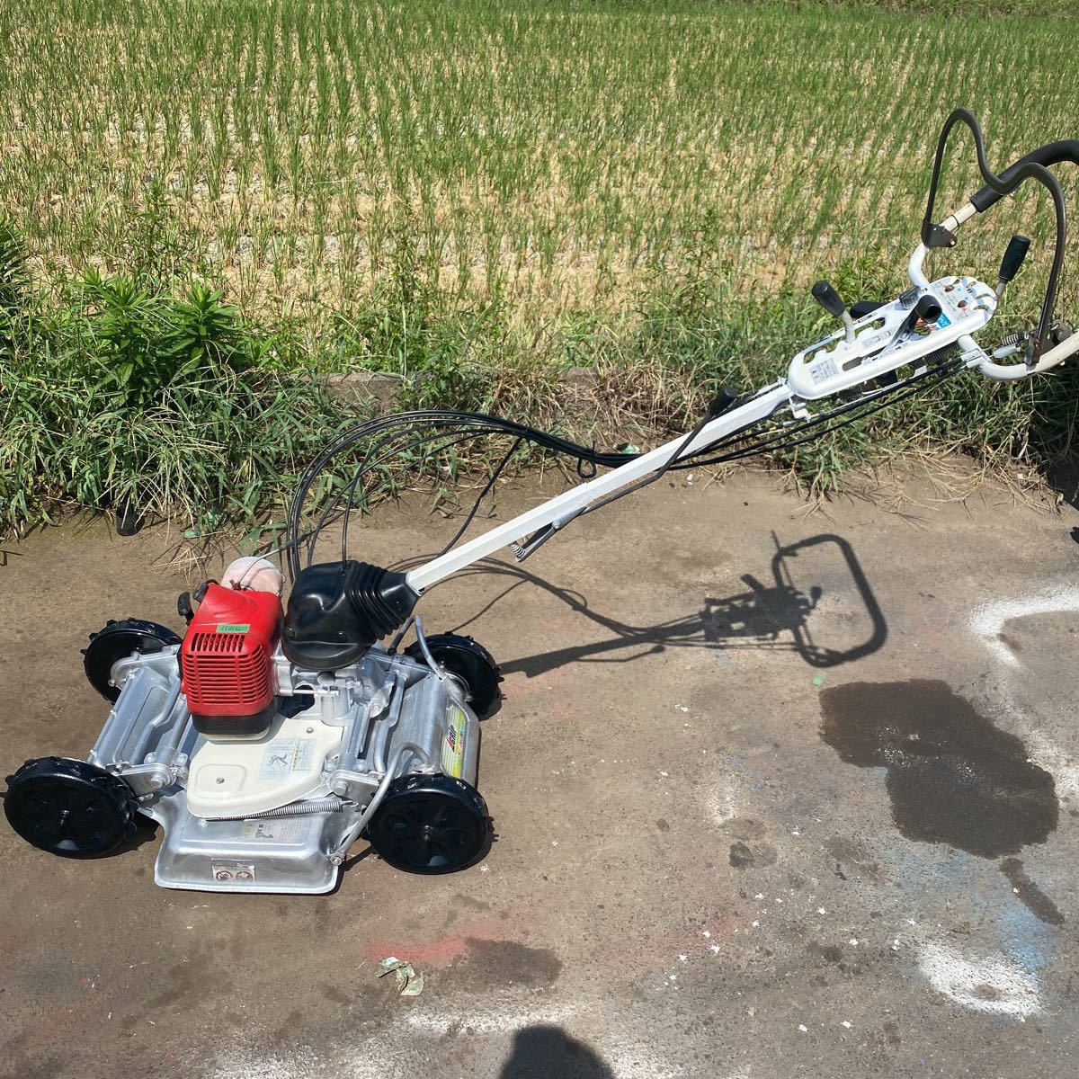D5910J1】スパイダーモアSP50 自走式草刈機【始動刃回転確認】【西濃発