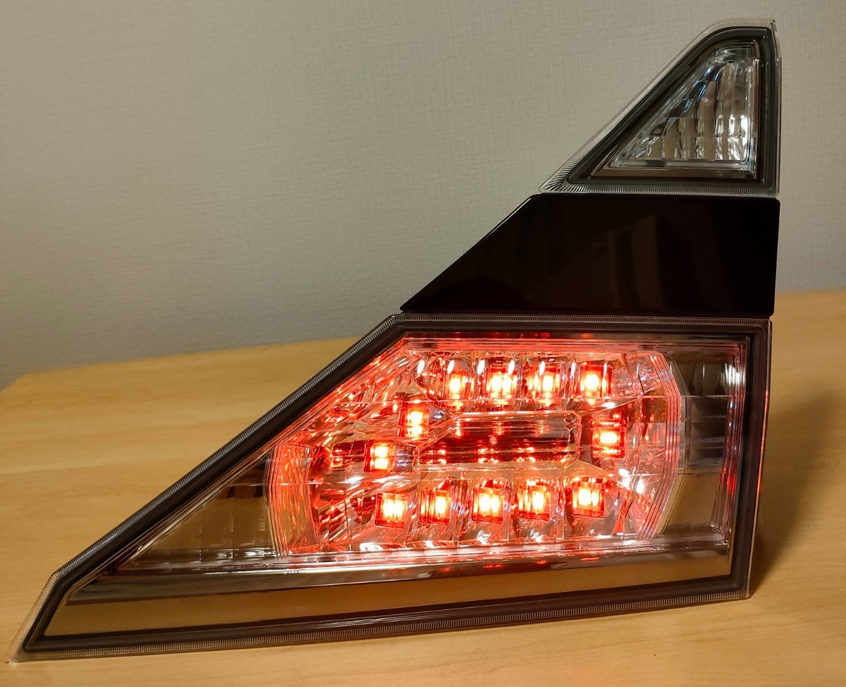 ヴェルファイア 20系 用純正 左 テールランプ、KOITO 58-28 LED ヴェルファイア 20系 用純正 左 テールランプ、KOITO 58-28 LED 2026年