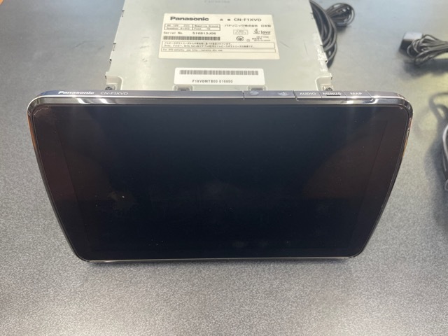 ☆Panasonic パナソニック ストラーダ CN-F1XVD 9型フローティングナビ