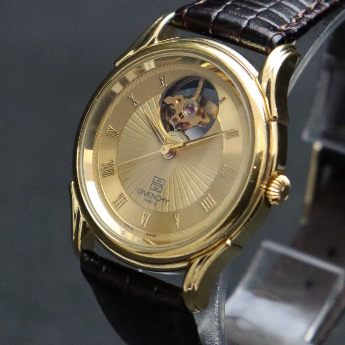 Paris メンズ スケルトン 時計 GIVENCHY ジバンシー REGモデル