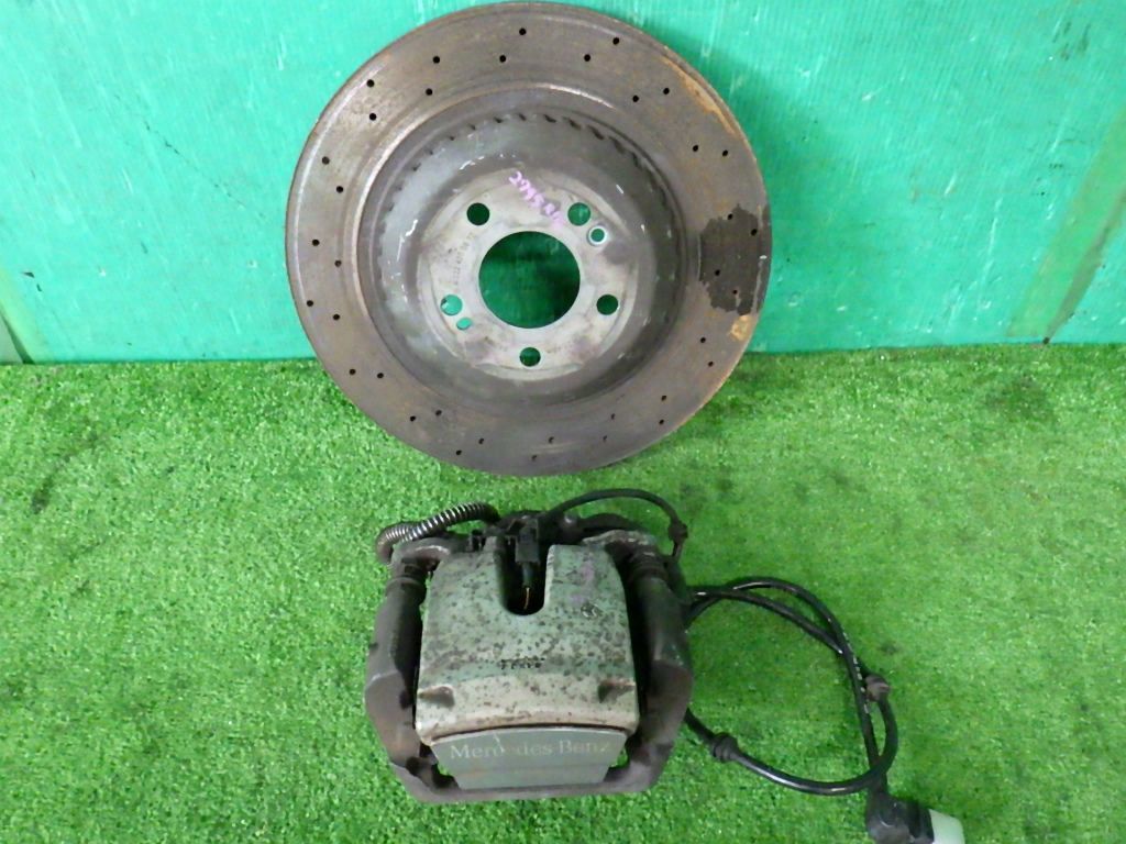 ベンツS550ロング[W222前期]リア右キャリパー TRW