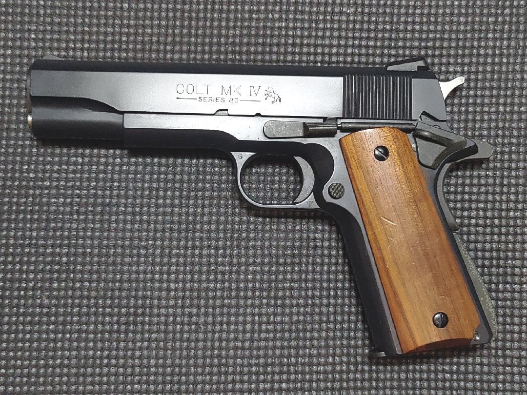 W aマグナブローバックP226 ガスガン木製グリップ仕様 P226 SIG SAUER