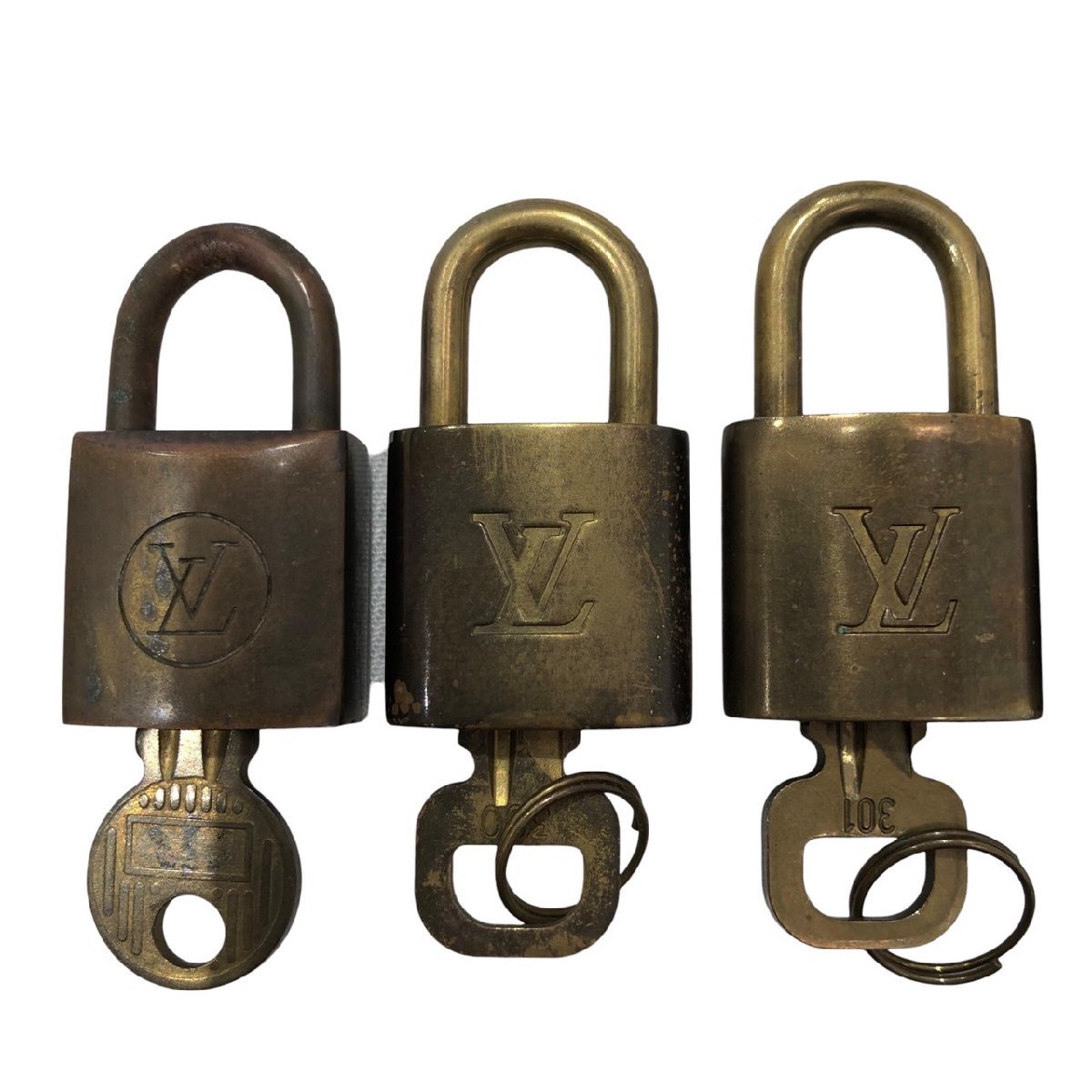 LOUIS VUITTON ルイヴィトン パドロック 220 300 301 309 310 311 312