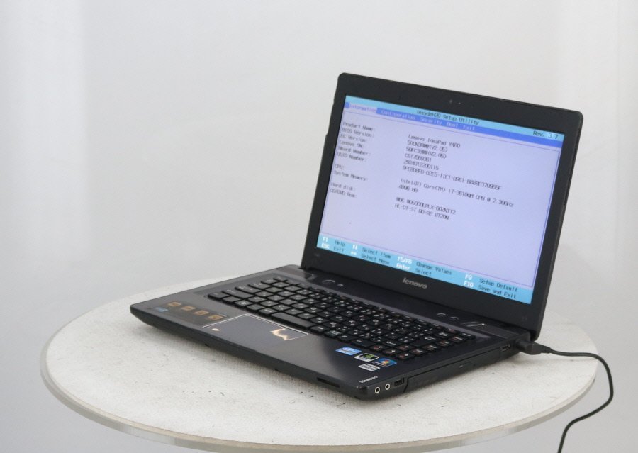 lenovo 2093 IdeaPad Y480　Core i7 3610QM 2.30GHz 4GB 500GB■現状品