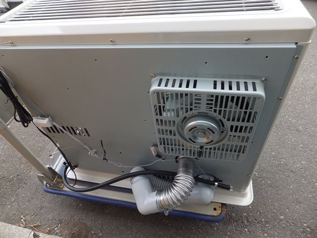 SUNPOT/サンポット FFR-7032KF カベック FF式石油暖房機 2021年製 石油 