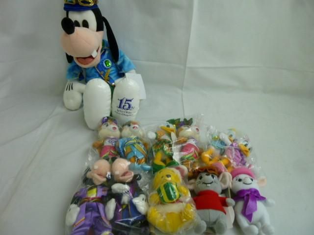 【同梱可】中古品 ディズニー チップ&デール ドナルド グーフィー 夏祭り 13周年 他 ぬいぐるみ ぬいぐるみバッジ ス
