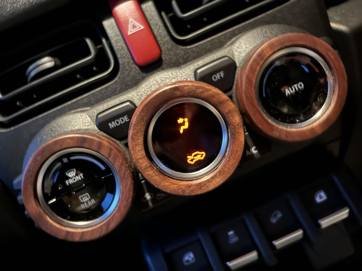 新型　ジムニー シエラ　ウォールナット　エアコンダイヤルリング jb64 jb74