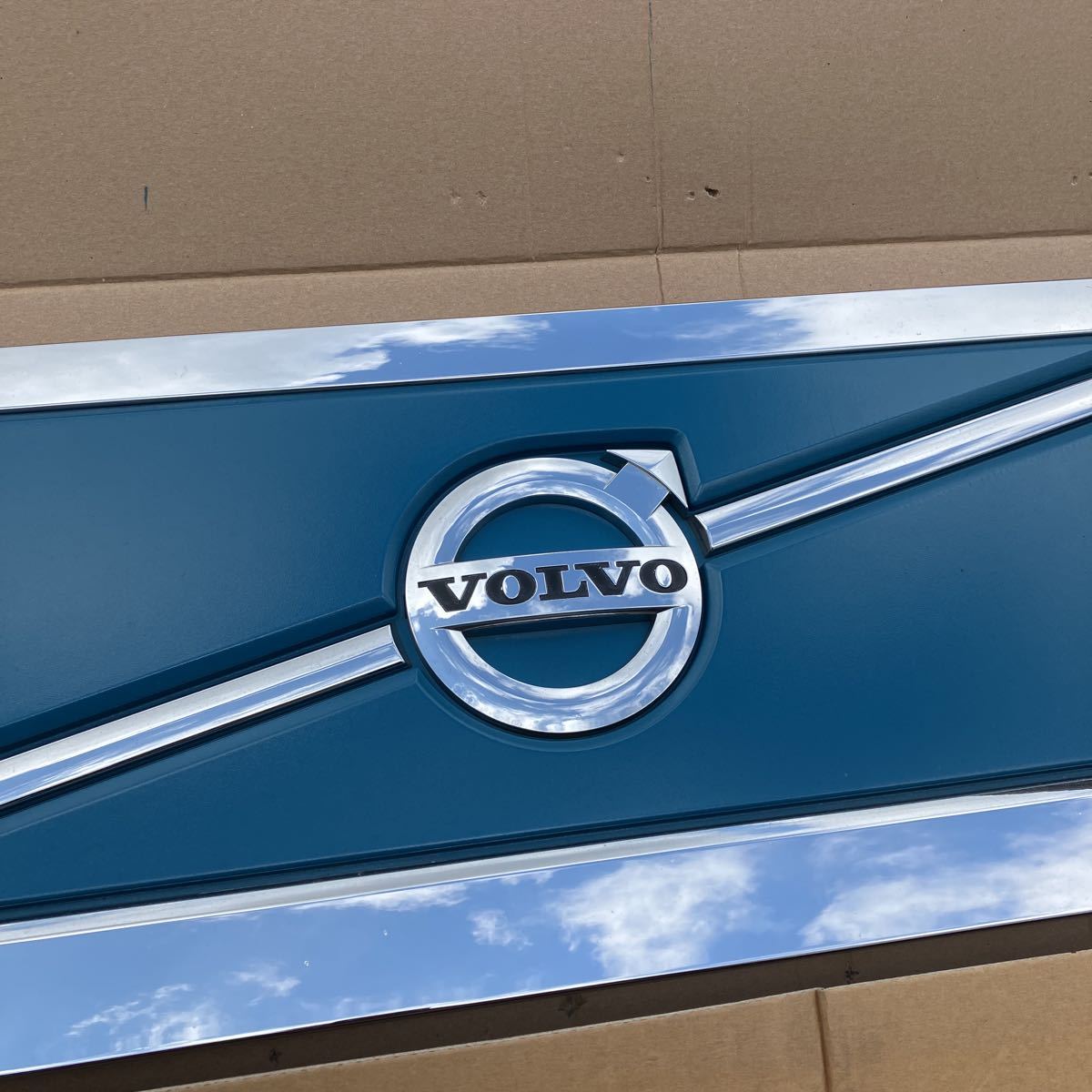 ボルボ フロントグリル ボルボ VOLVO グリル 外装パーツ volvo XC60(UD