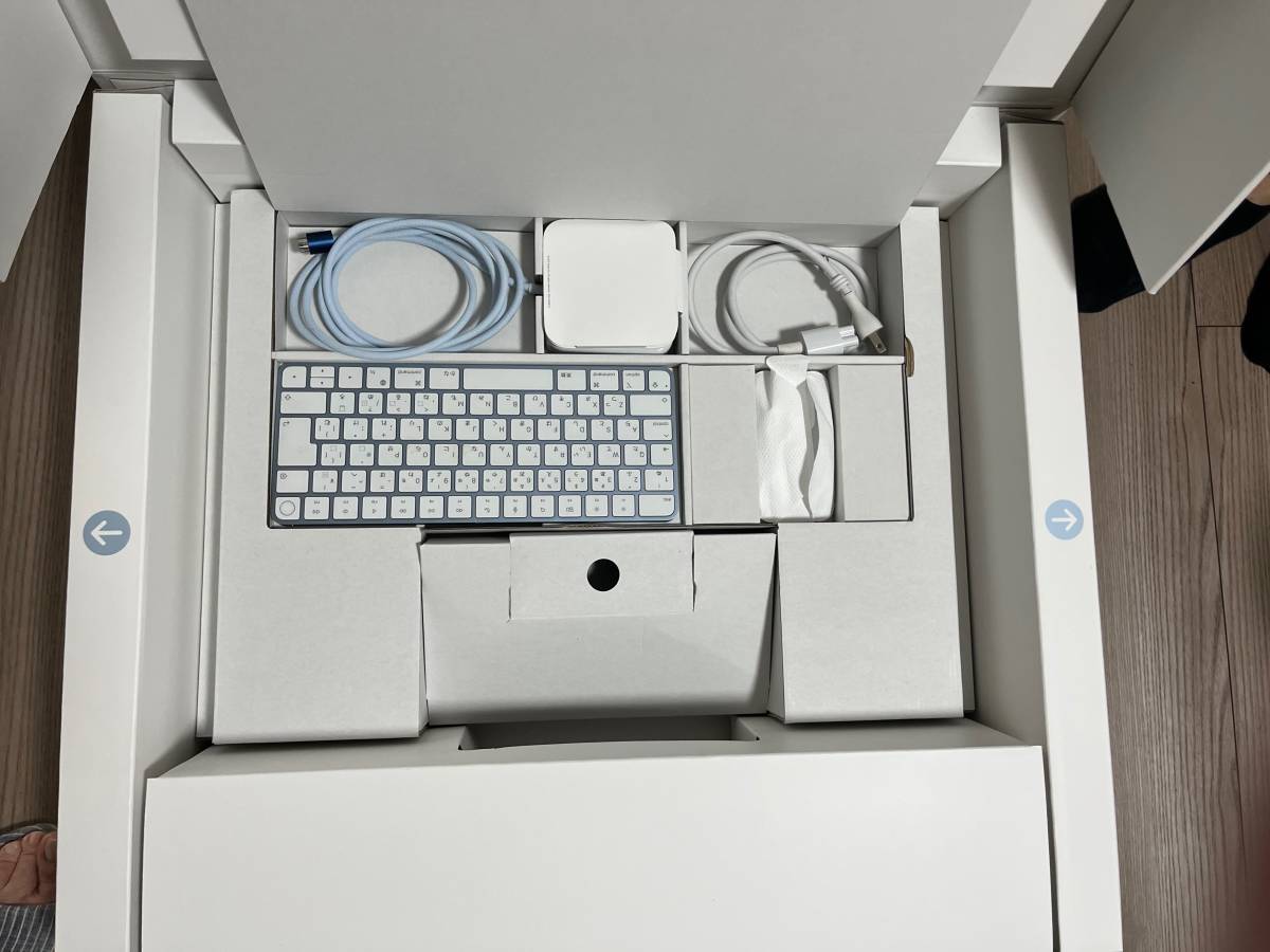 24インチ iMac 4.5K Retinaディスプレイモデル Retina ブルー シルバー 