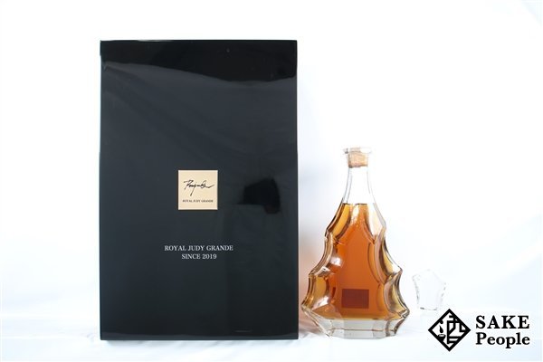◇1円～ ロイヤル ジュディ グランデ 2019 720ml 42％ 箱 替え栓付き