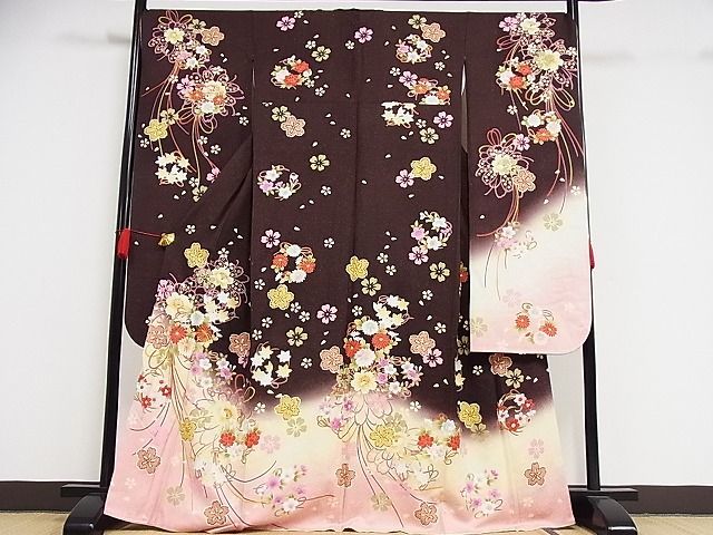 平和屋-こころ店□豪華振袖 駒刺繍 結び紐草花文 暈し染め