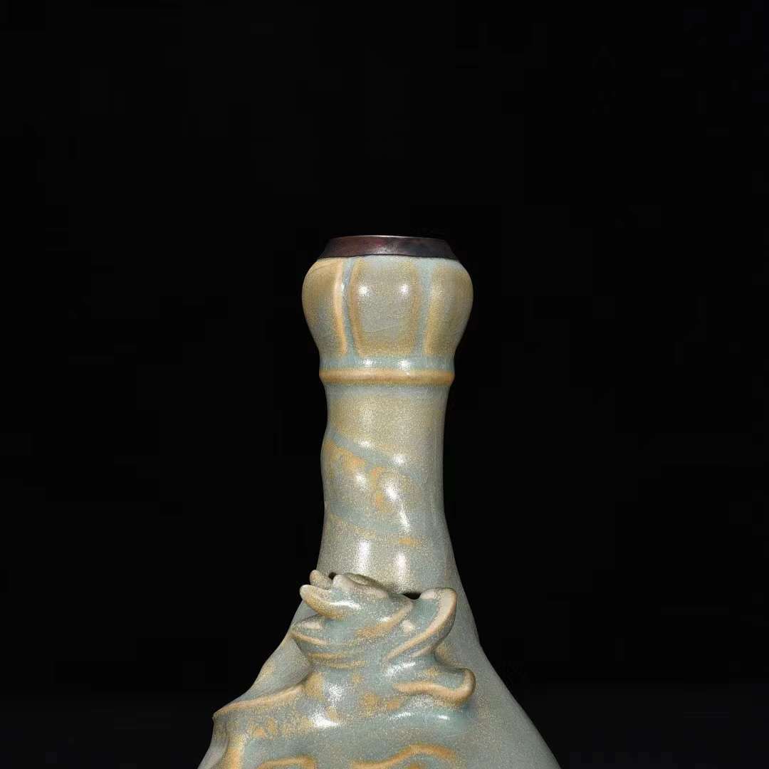 宋時代　汝窑开片　螺纹蒜头瓶 時代物 陶器 瓶 骨董品 旧家蔵出し 宋時代 汝窑开片 螺纹蒜头瓶 時代物 陶器 瓶 骨董品 旧家蔵出し 宋時代