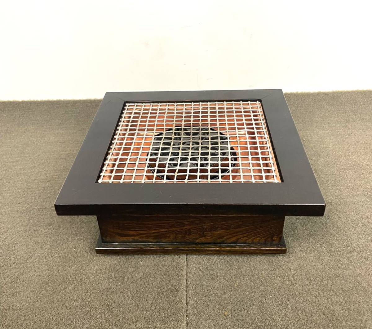 火鉢 角火鉢 木箱 共箱 鬼爪 五徳 茶道具 囲炉裏 火鉢 角火鉢 木箱 共