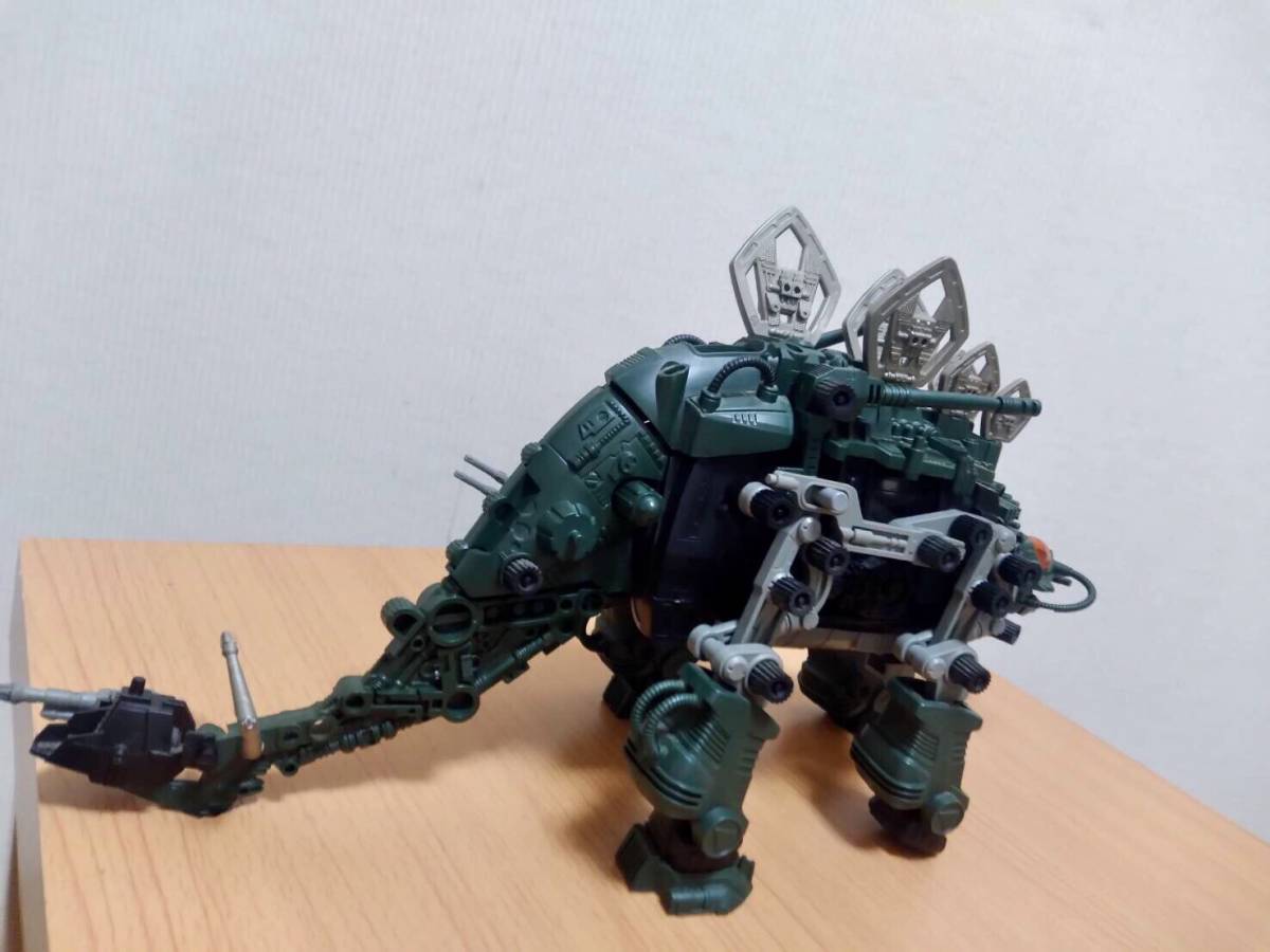 TOMY トミー ZOIDS ゾイド RZ-008 ゴルドス (ステゴサウルス型