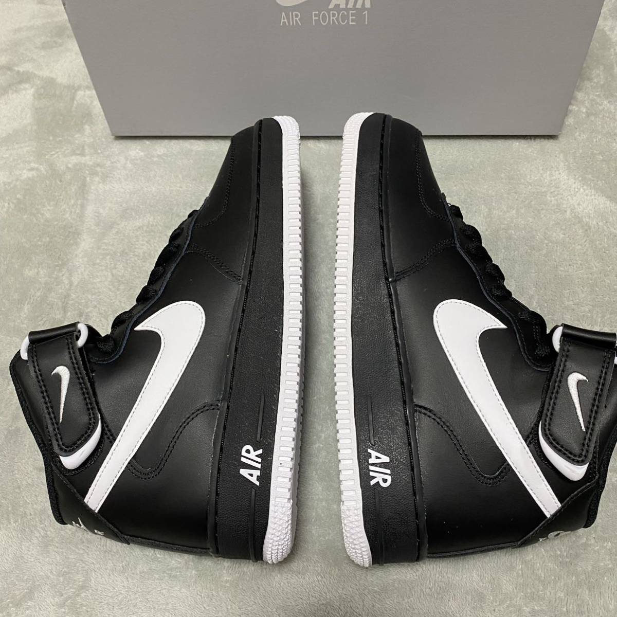 新品NIKE AIR FORCE 1 MID 07 ナイキ エア フォース1 ミッド 07 黒 白 