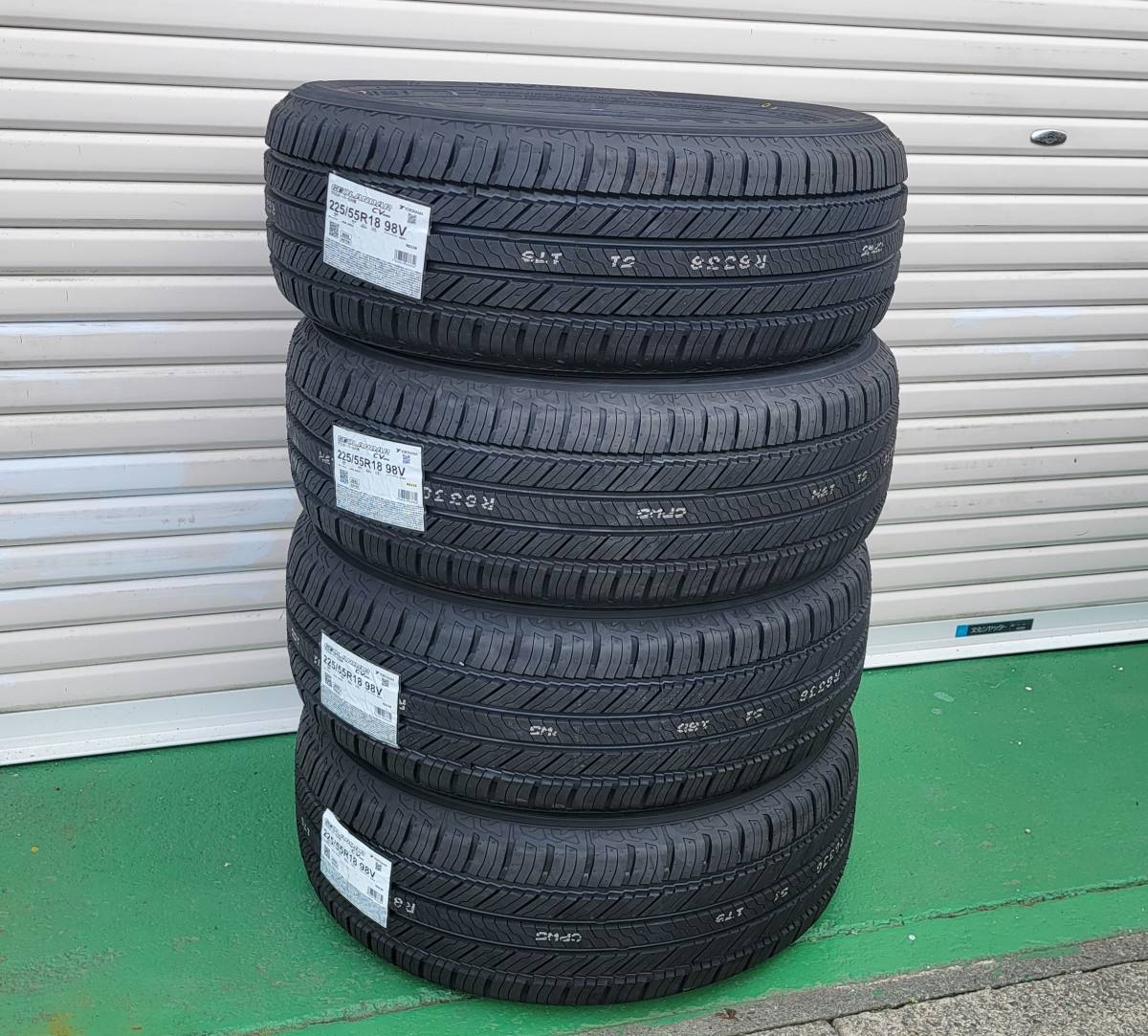 新品未使用　 2022年製　ヨコハマ　ジオランダー　225/55R18　CV　G058