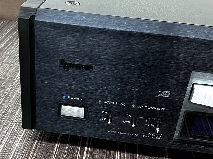 □ESOTERIC P-70 CDプレーヤー CDトランスポート リモコン・取扱説明書