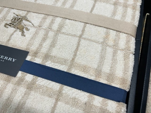 BURBERRYバーバリー ☆ タオルケット ☆0927109 バーバリー タオルケット 2点 箱付 ☆ 【公式通販】