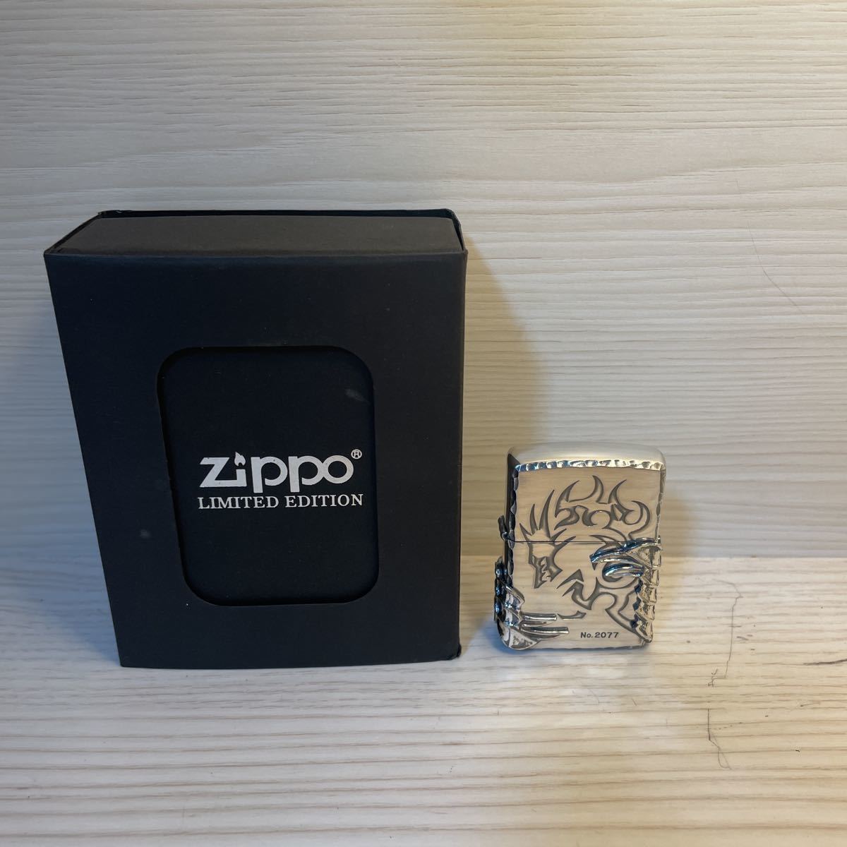 人気，HOT ZIPPO ジッポ LIMITED EDITION Dragon Tribal BRADFORD.pa. USA 05 現状品(Zippo)｜売買されたオークション情報、yahooの商品情報をアーカイブ公開 - オークファン Zippo