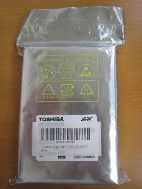 未開封　TOSHIBA DT01ACA300 3000GB/3TB 3.5インチ内蔵HDD　（未開封のため、動作確認できないので、一応、ジャンク扱い）