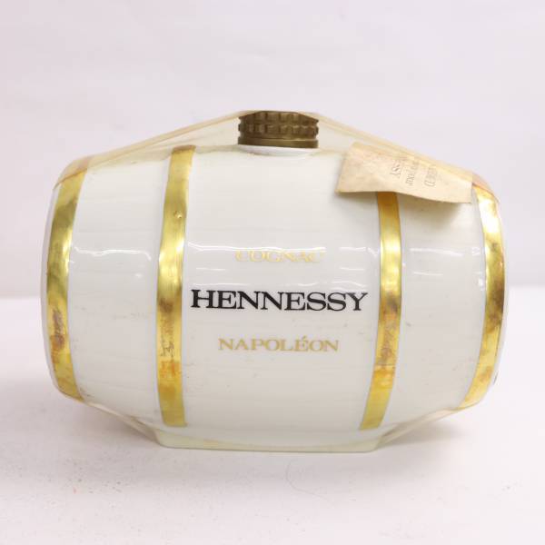 Hennessy（ヘネシー）ナポレオン 40％ 700ml 樽型ボトル 白陶器（重量