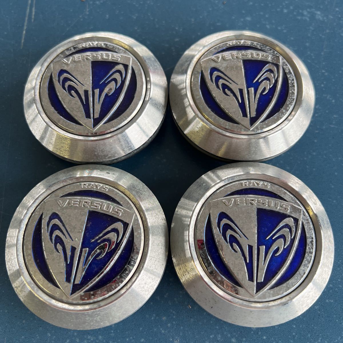 RAYS VERSUS ホイールセンターキャップ　4枚セット