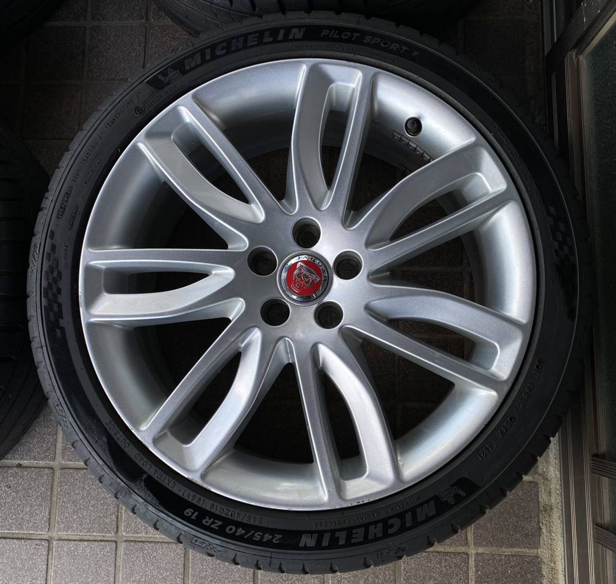 JAGUAR ジャガー XF 純正 タイヤホイールセット 19インチ PCD 5H-108