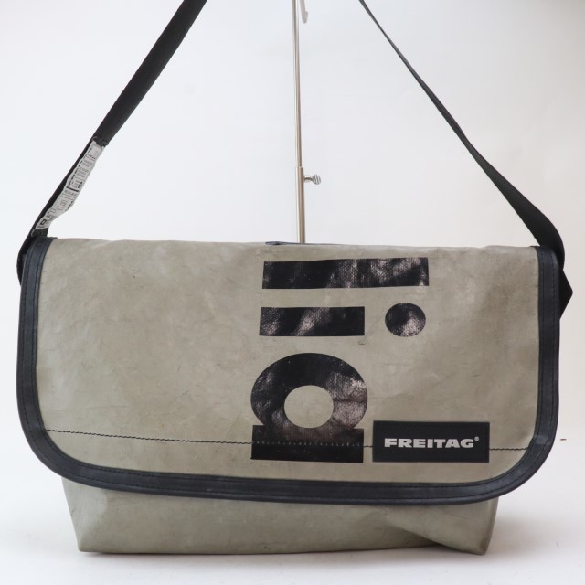 2310-11 フライターグ ショルダーバッグ メッセンジャーバッグ FREITAG
